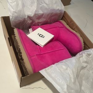 Kids UGG Classic II Boots Rock Rose